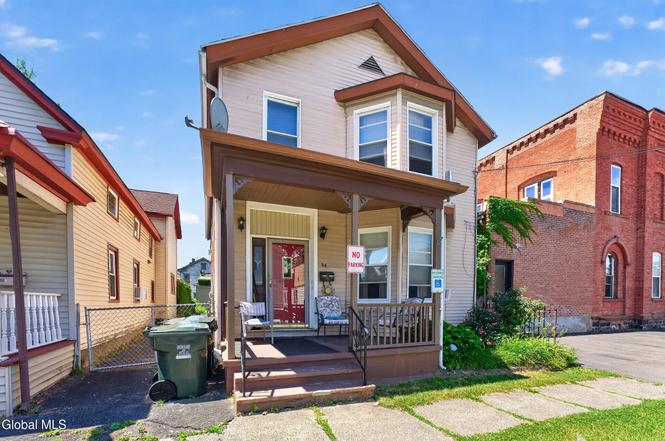 96 Hudson Ave