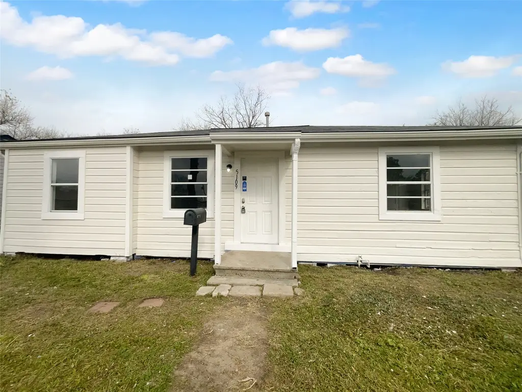 5109 Wilmington St