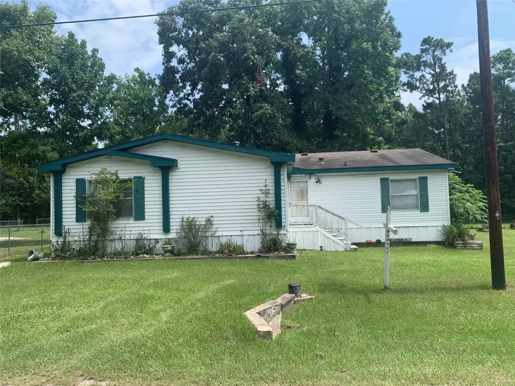 305 Canadian Dr