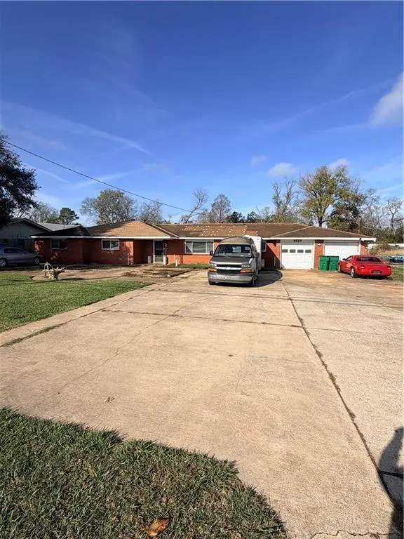 6520 Masonic Dr