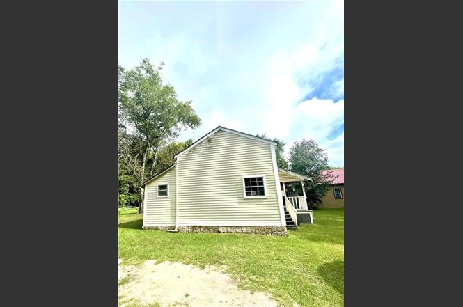 1513 10th Ct