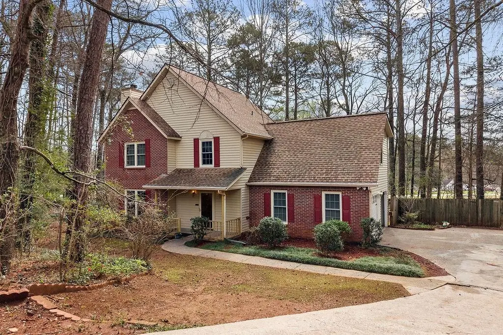 120 Chateau Cir