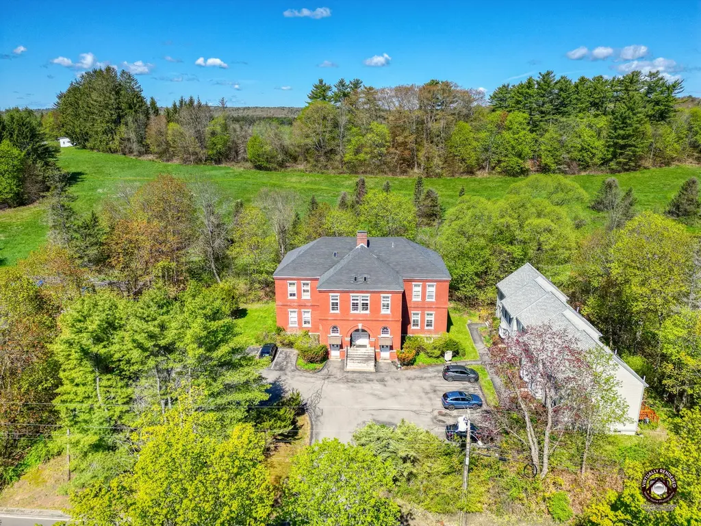 85 Middle St #7