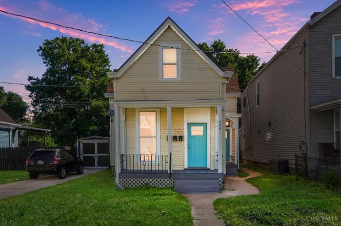 506 Maple St