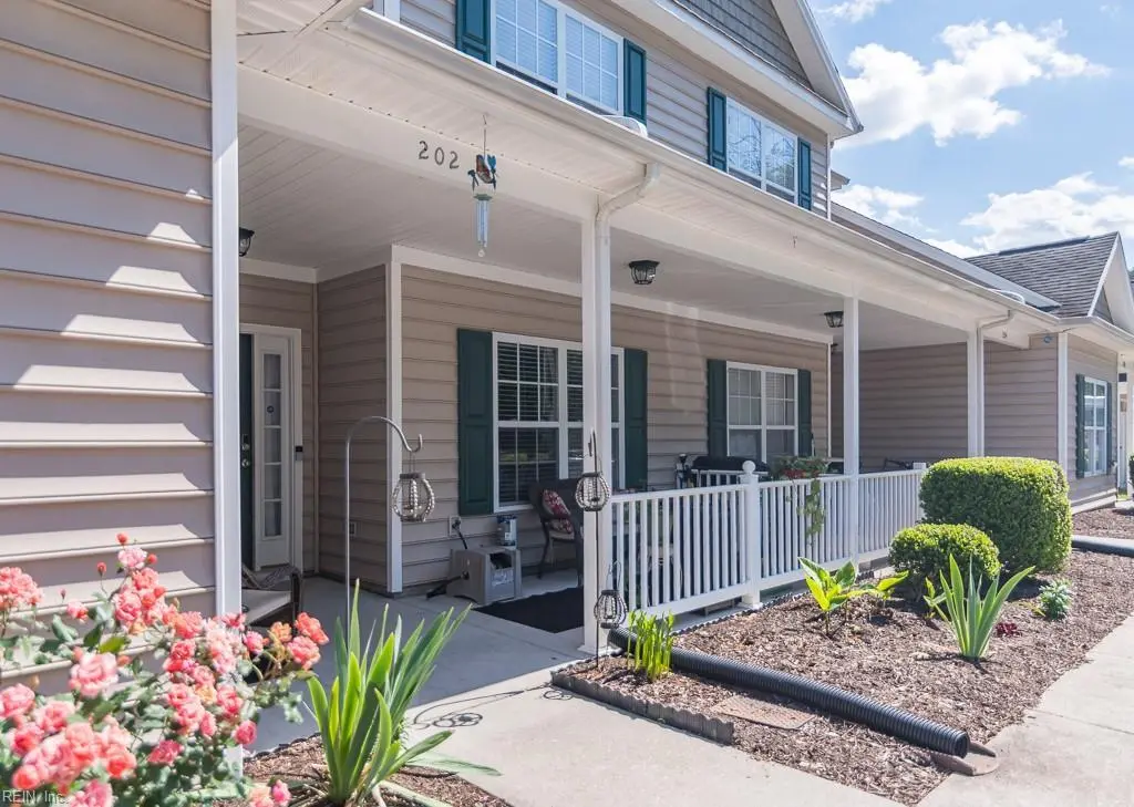 202 Patriots Village Ct