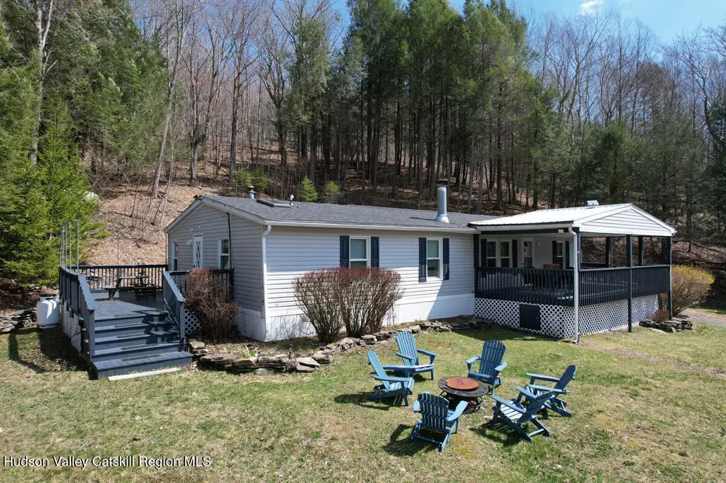 11 Lyman Todd Dr