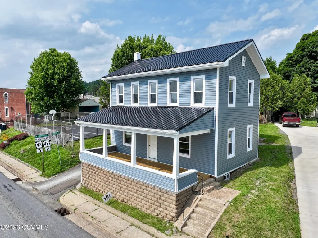 441 Mill St