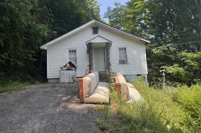 110 3rd Ave