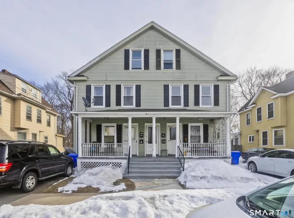 54 Hartford Ave