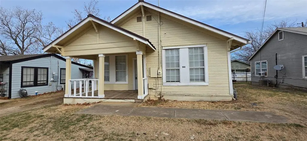 504 Bluebonnet St