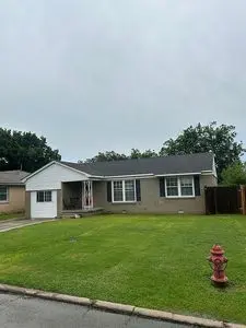 407 NW 30th St
