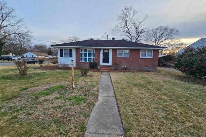 54 Saunders Rd