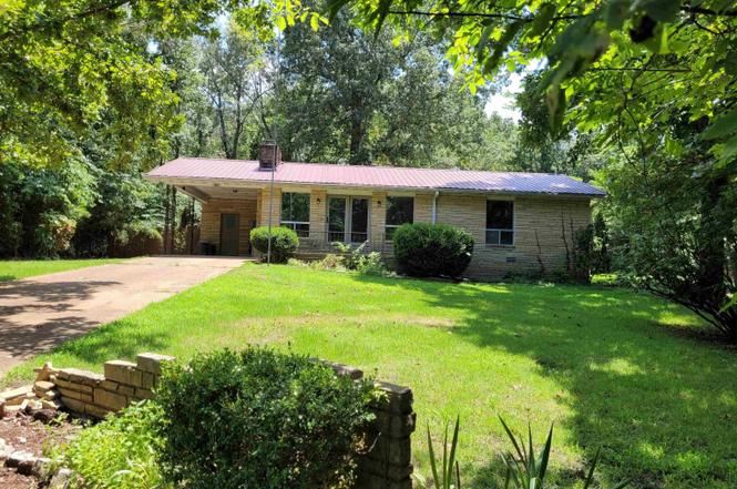 1607 Riverview Cir