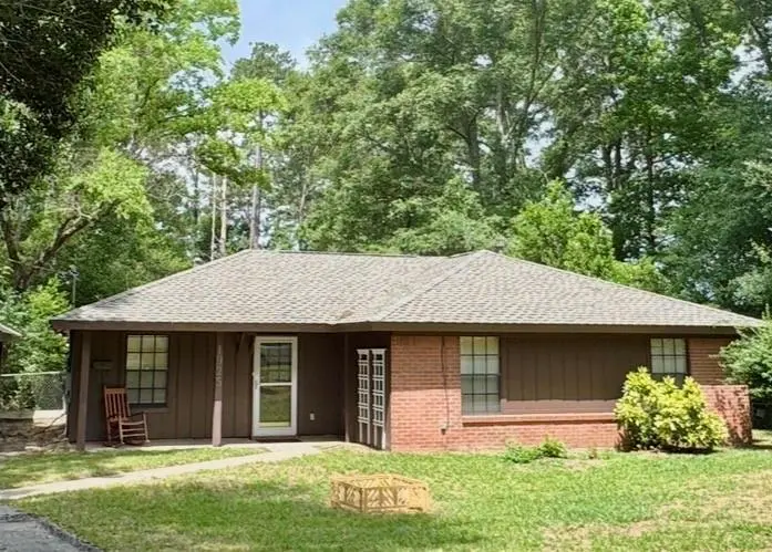 1925 Sandy Creek Dr