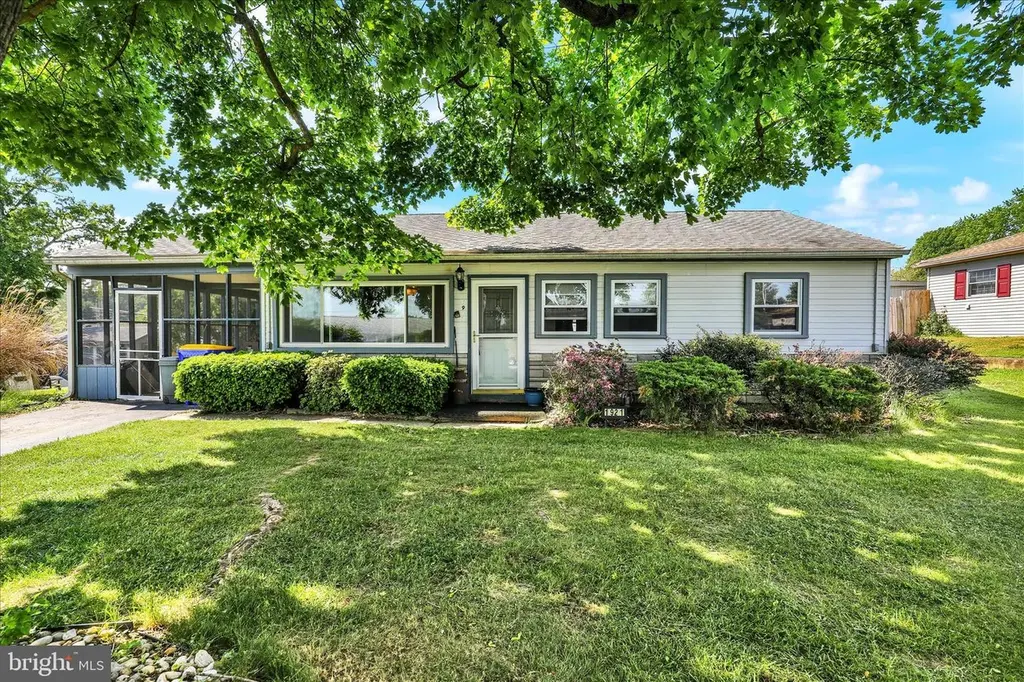 1921 Blue Ridge Dr