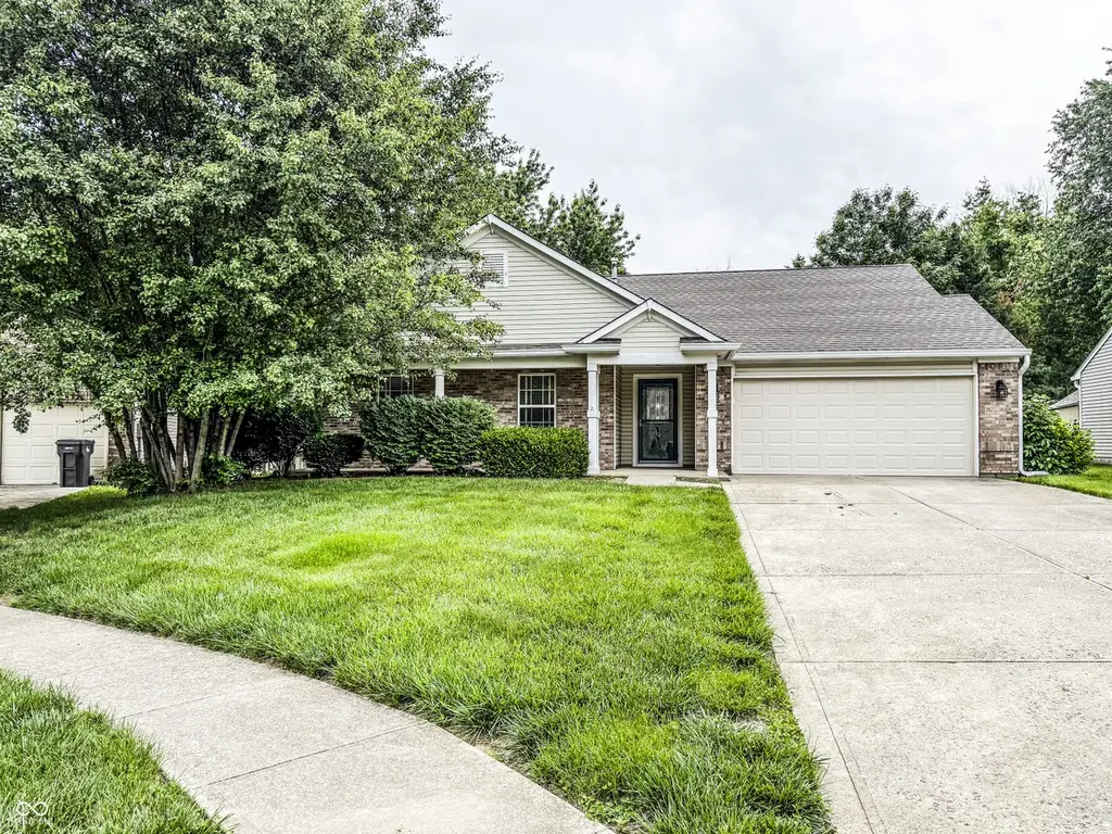 6919 Millbrook Cir