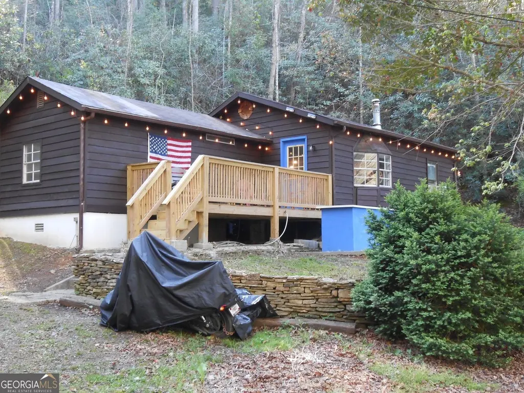 136 Bowie Ln