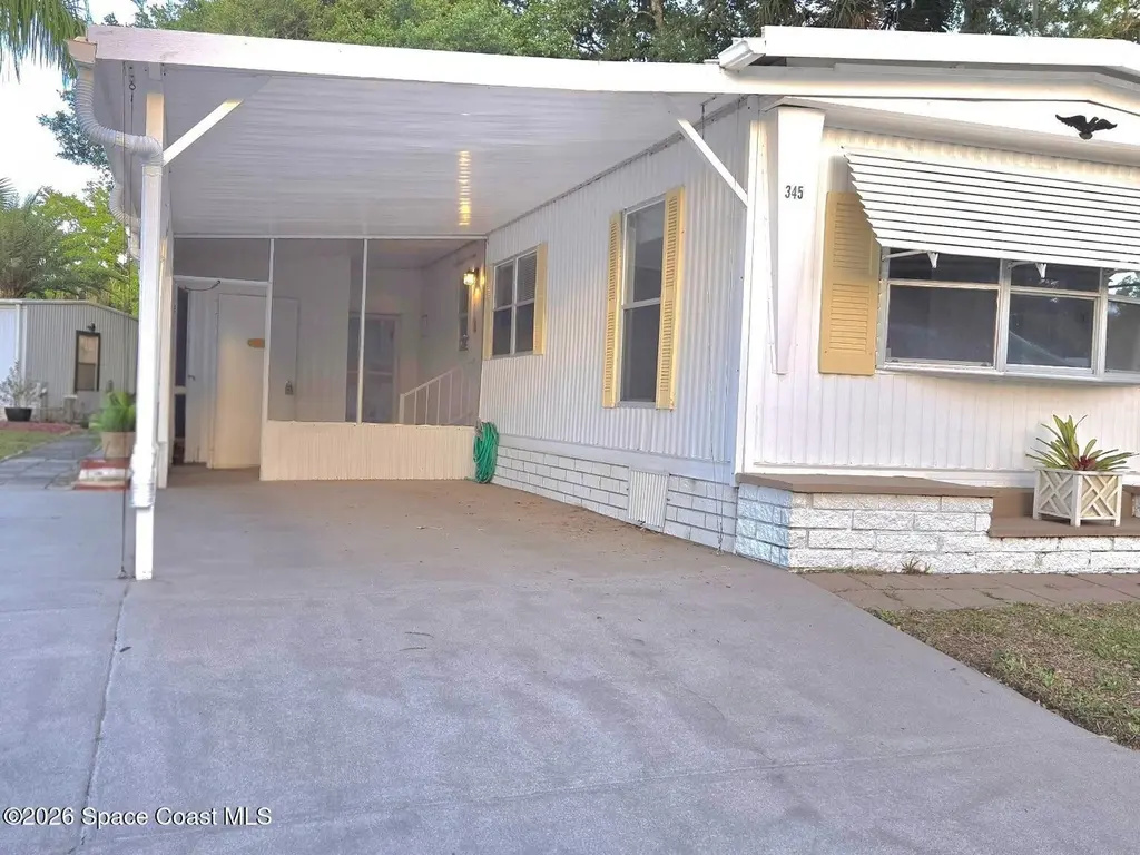 345 Holiday Park Blvd NE