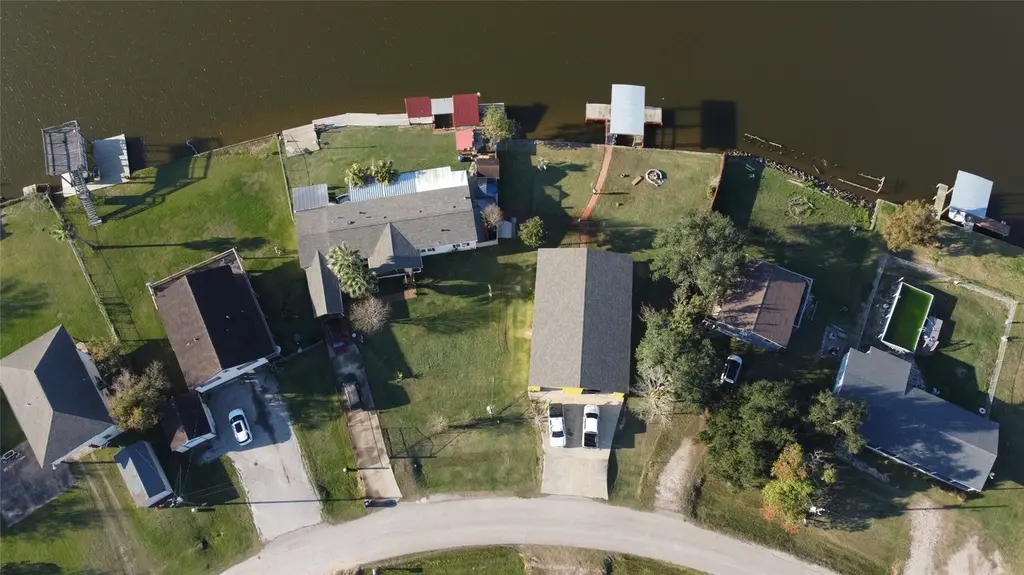 627 Port Rd