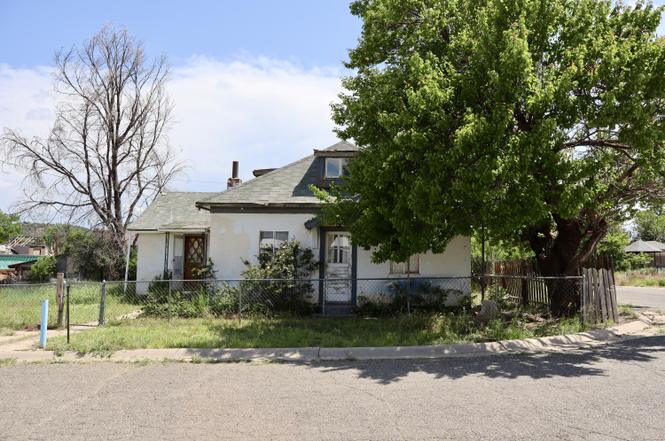 725 W 5th St