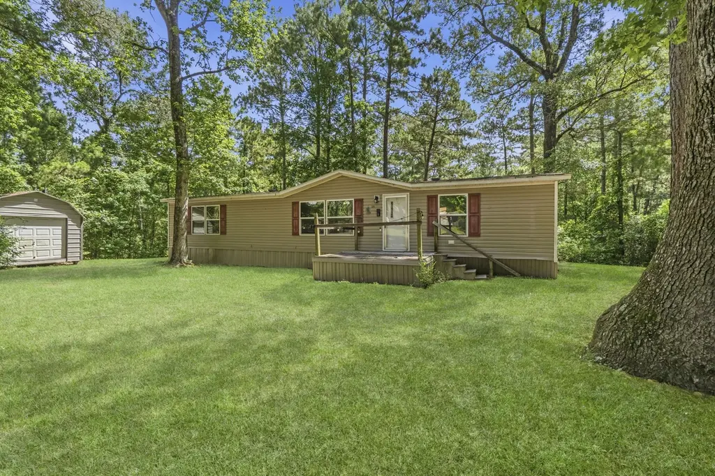0235 Red Oak Dr