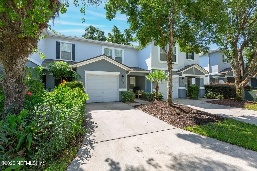 808 Black Cherry Dr S