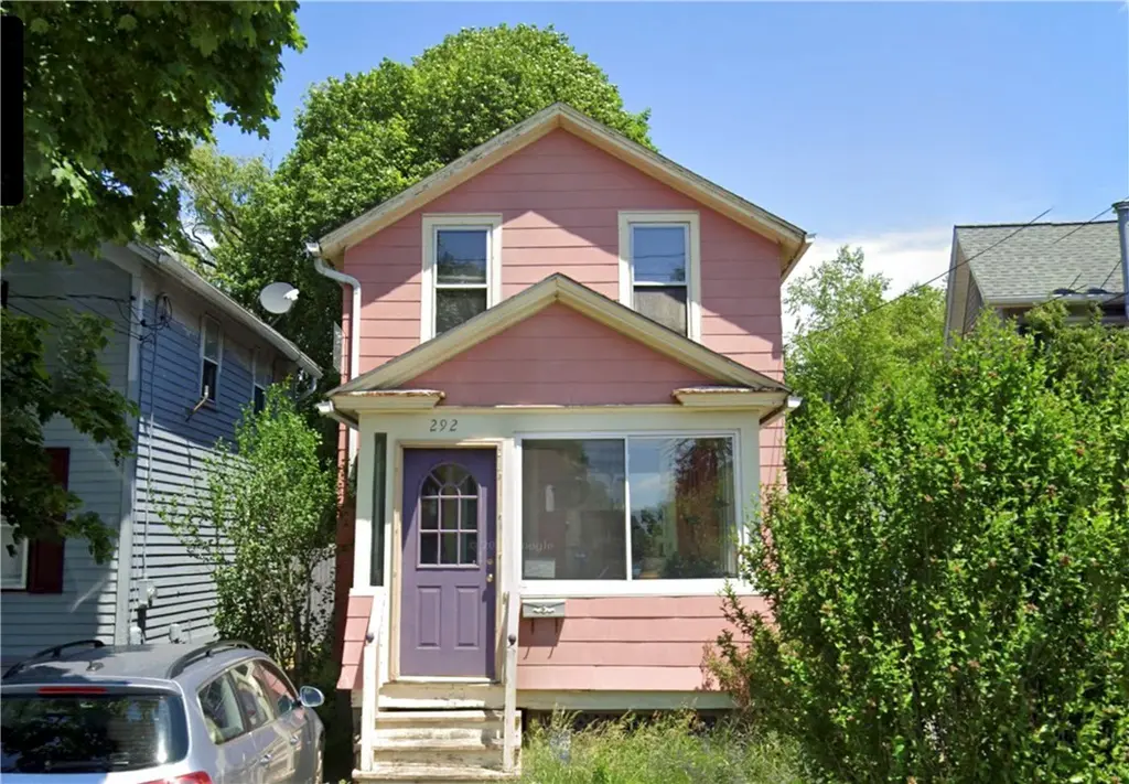 292 E Henrietta Rd
