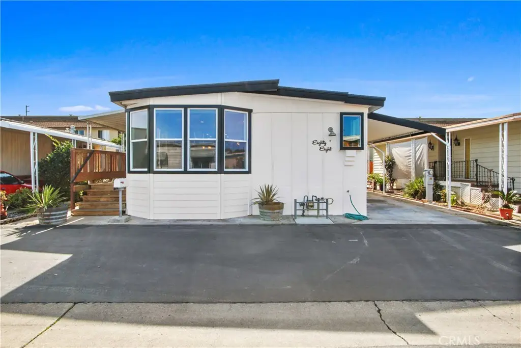 1845 Monrovia Ave #88