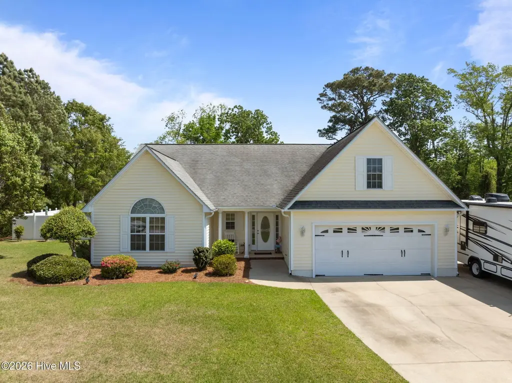 116 Bur Oaks Blvd