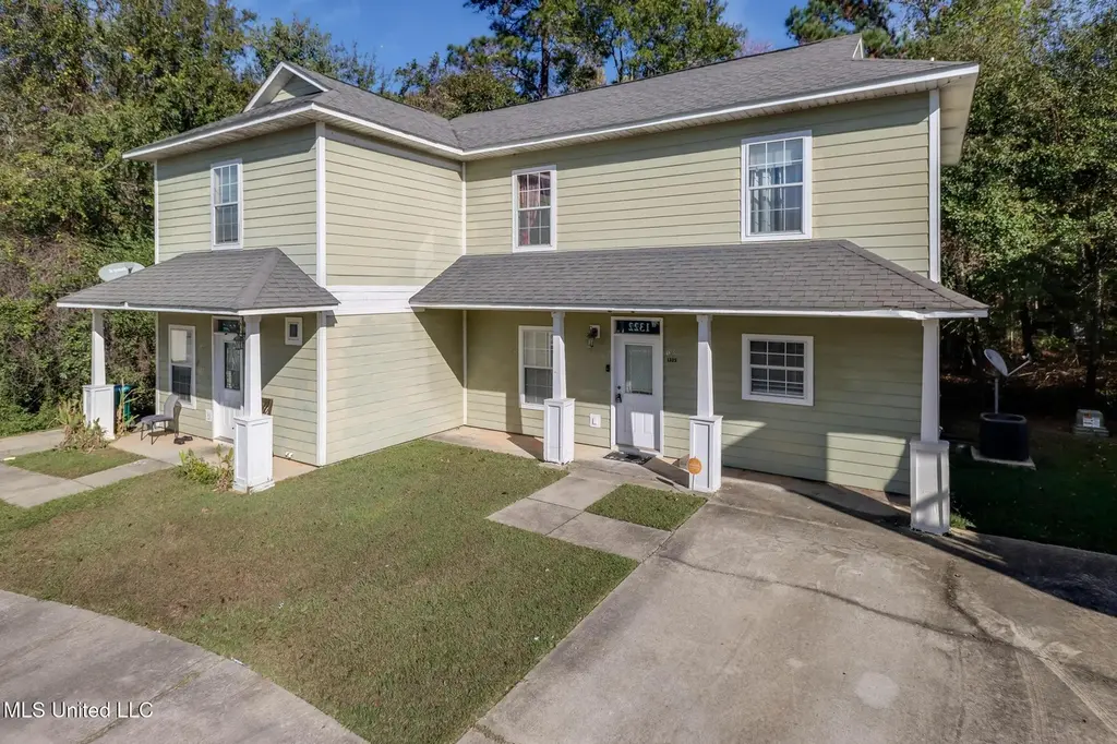 1322 Foxwood Pl