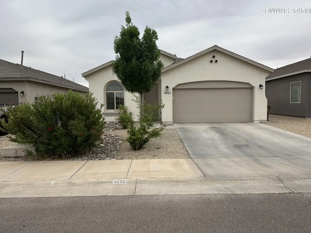 4656 Toluca Ave