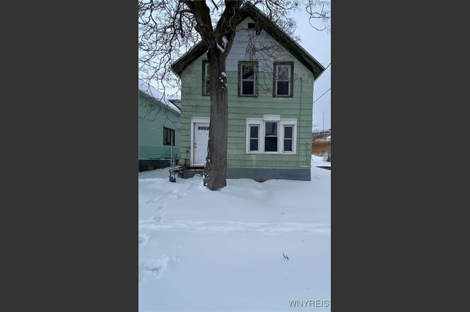 66 Selkirk St