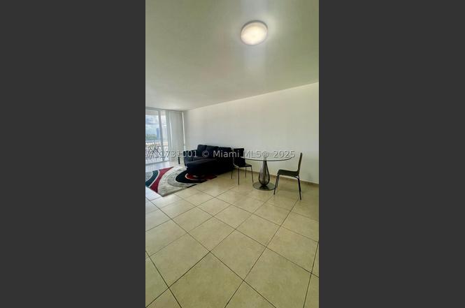 18031 Biscayne Blvd #1103