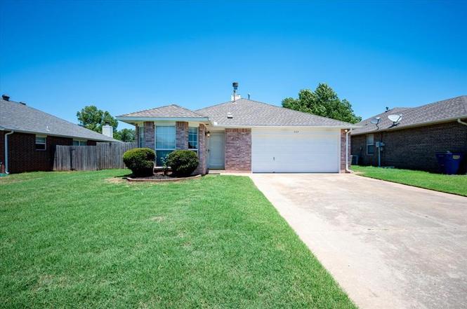 337 W Chantilly Way