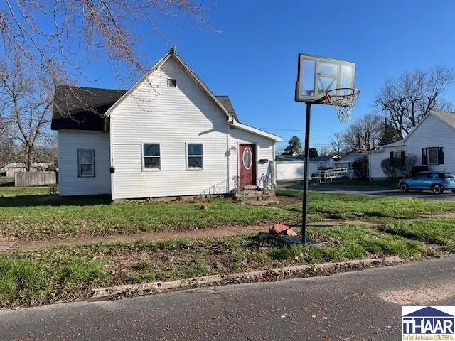 244 E Kruzan St
