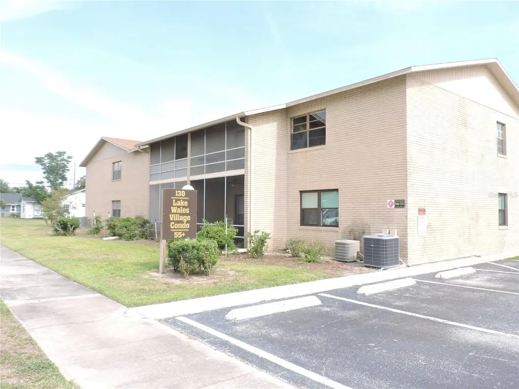 130 E Johnson Ave #102