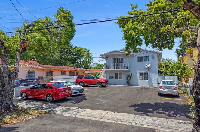 1621 NW 16th St