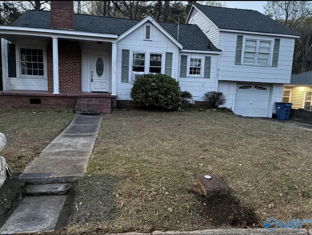 202 Dogwood Dr