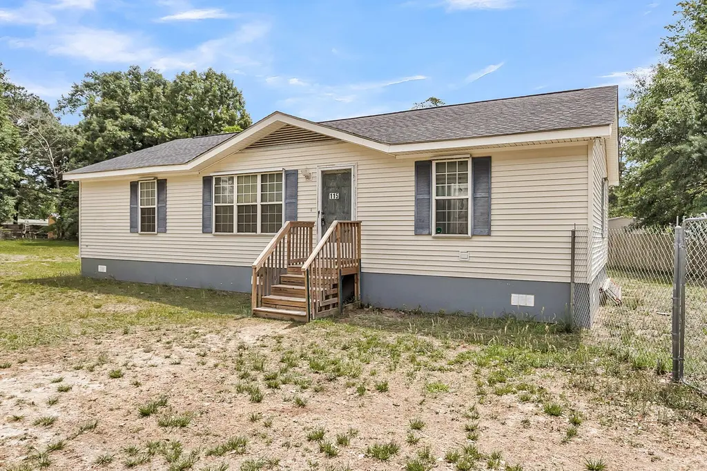 115 Decker Ct