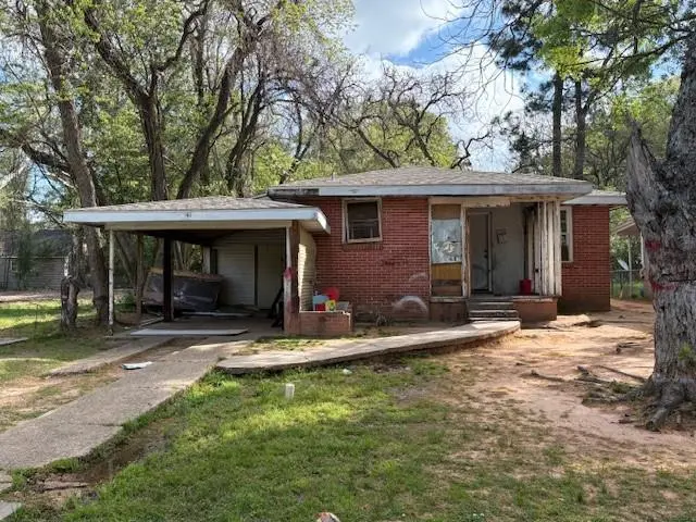41 Essie St