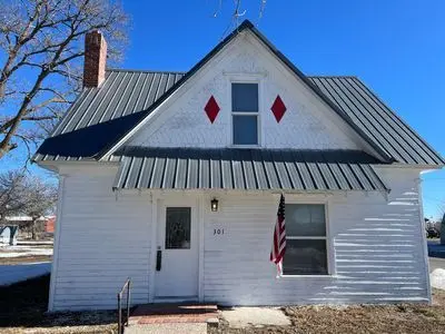 301 Lincoln St