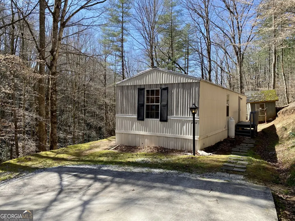 119 Cub Ln