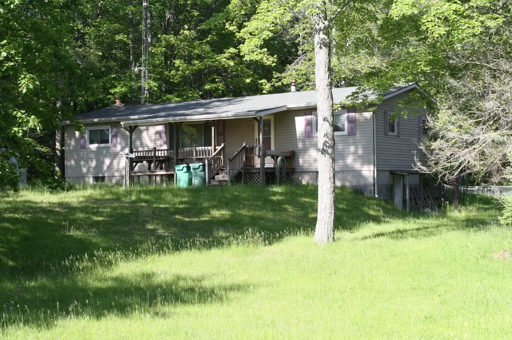 2975 Coville Rd