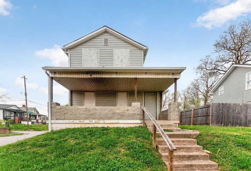 1500 Harvard Ave