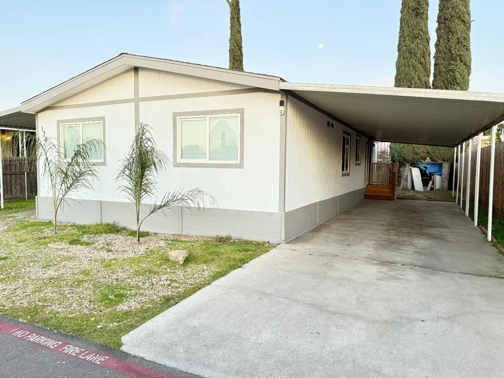 3939 Central Ave #178
