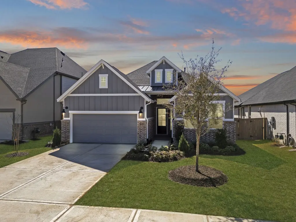 416 Darling Creek Ln