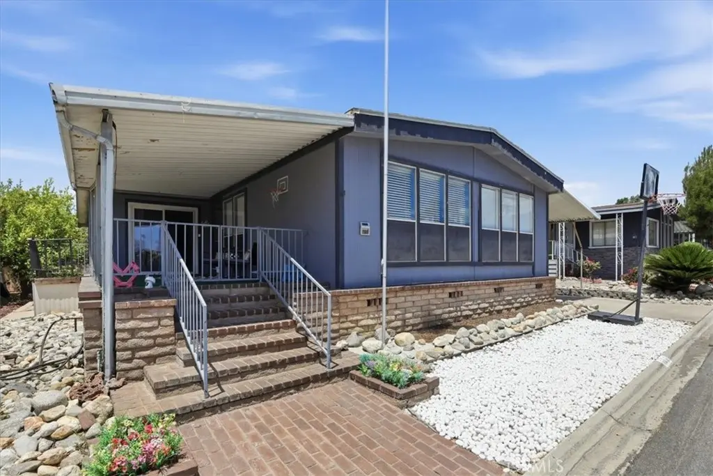 929 E Foothill #198