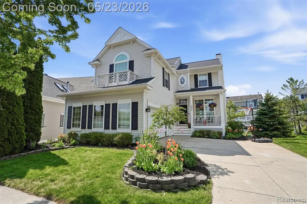172 Champlain Blvd
