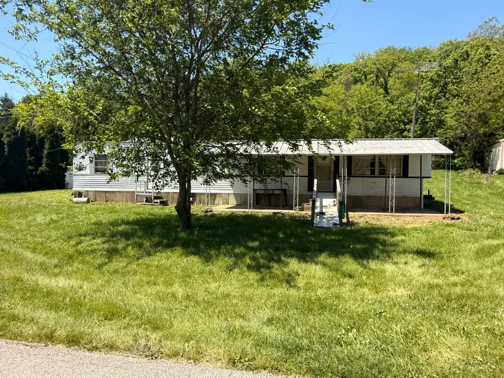 1329 Honecker Ln