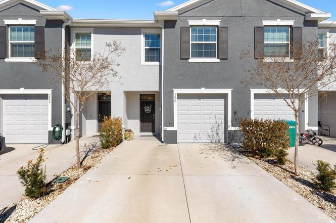 5250 Dragonfly Dr
